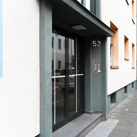 Gemuetliche & Individuelle Ferienwohnungen In Krefeld - Junik Apartments Bagian luar foto