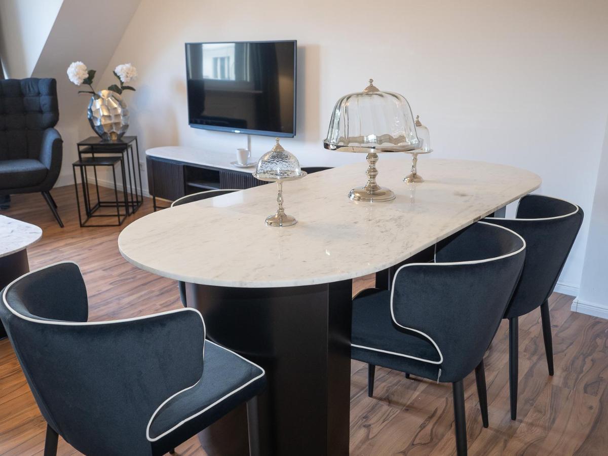 Gemuetliche & Individuelle Ferienwohnungen In Krefeld - Junik Apartments Bagian luar foto