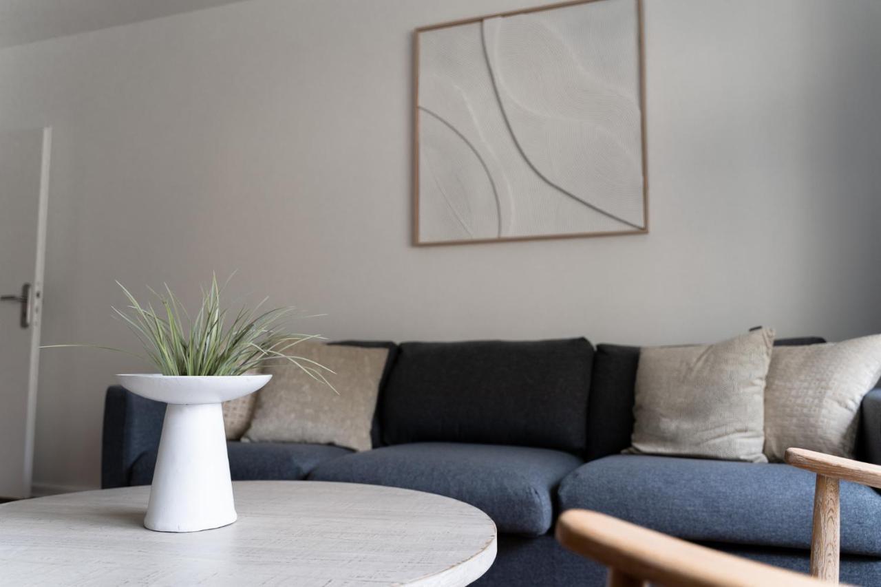 Gemuetliche & Individuelle Ferienwohnungen In Krefeld - Junik Apartments Bagian luar foto