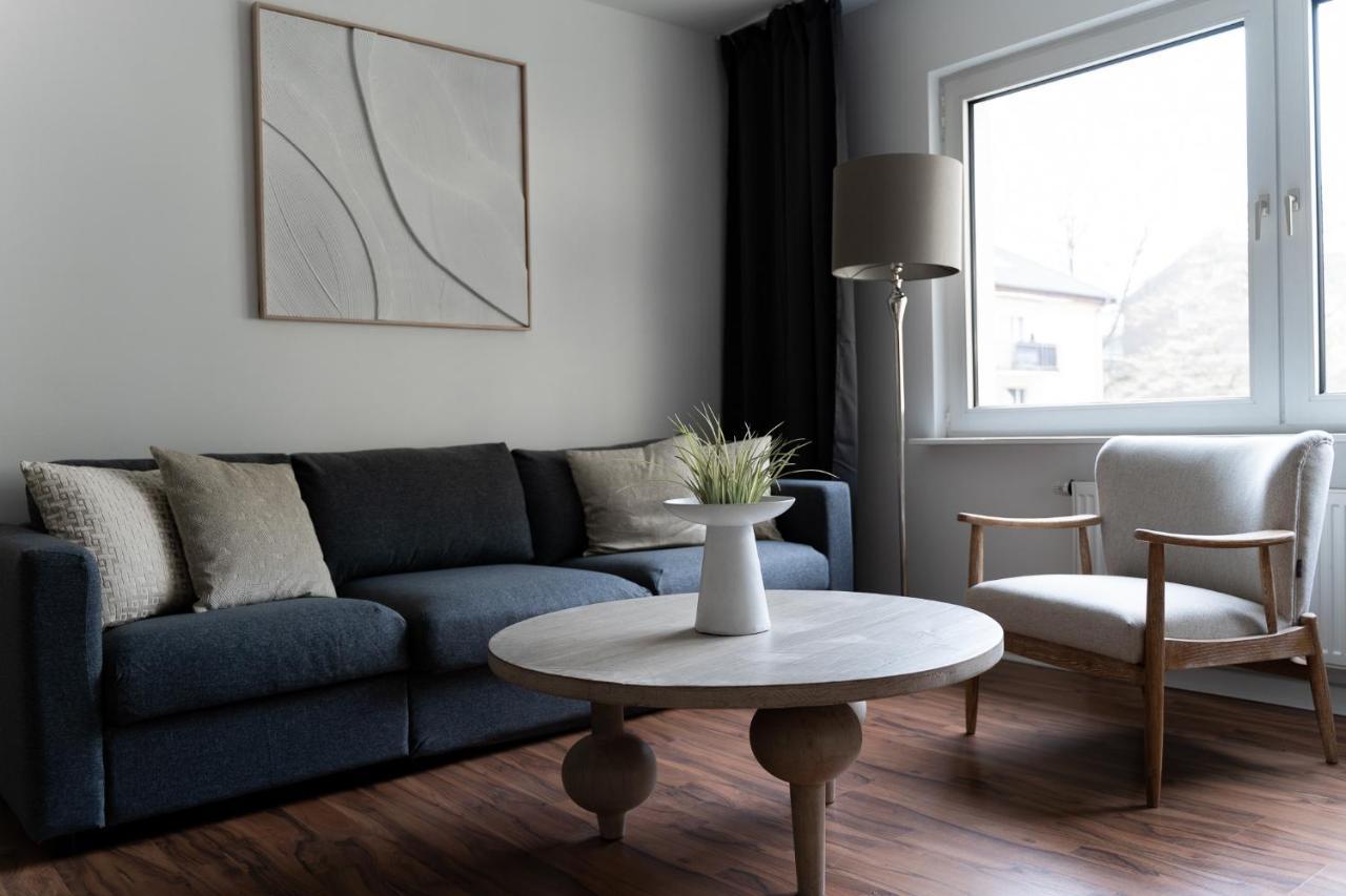 Gemuetliche & Individuelle Ferienwohnungen In Krefeld - Junik Apartments Bagian luar foto