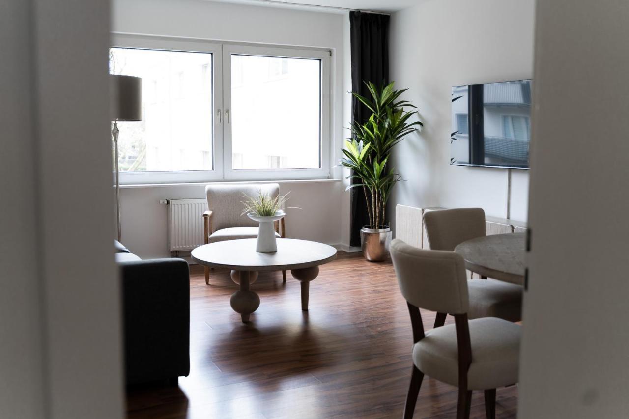 Gemuetliche & Individuelle Ferienwohnungen In Krefeld - Junik Apartments Bagian luar foto