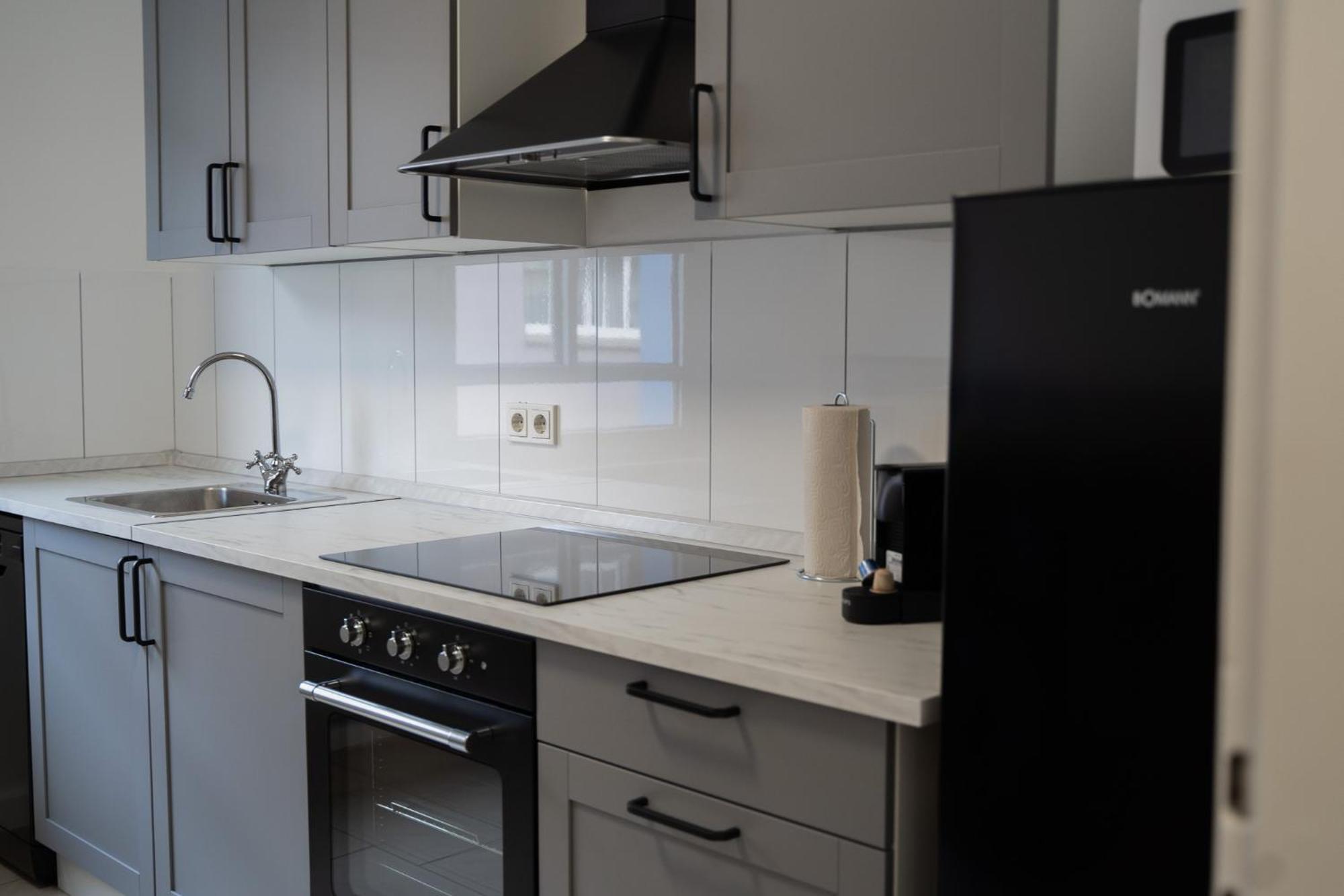 Gemuetliche & Individuelle Ferienwohnungen In Krefeld - Junik Apartments Bagian luar foto