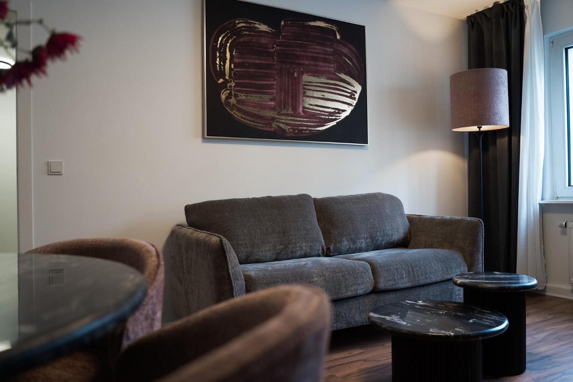 Gemuetliche & Individuelle Ferienwohnungen In Krefeld - Junik Apartments Bagian luar foto